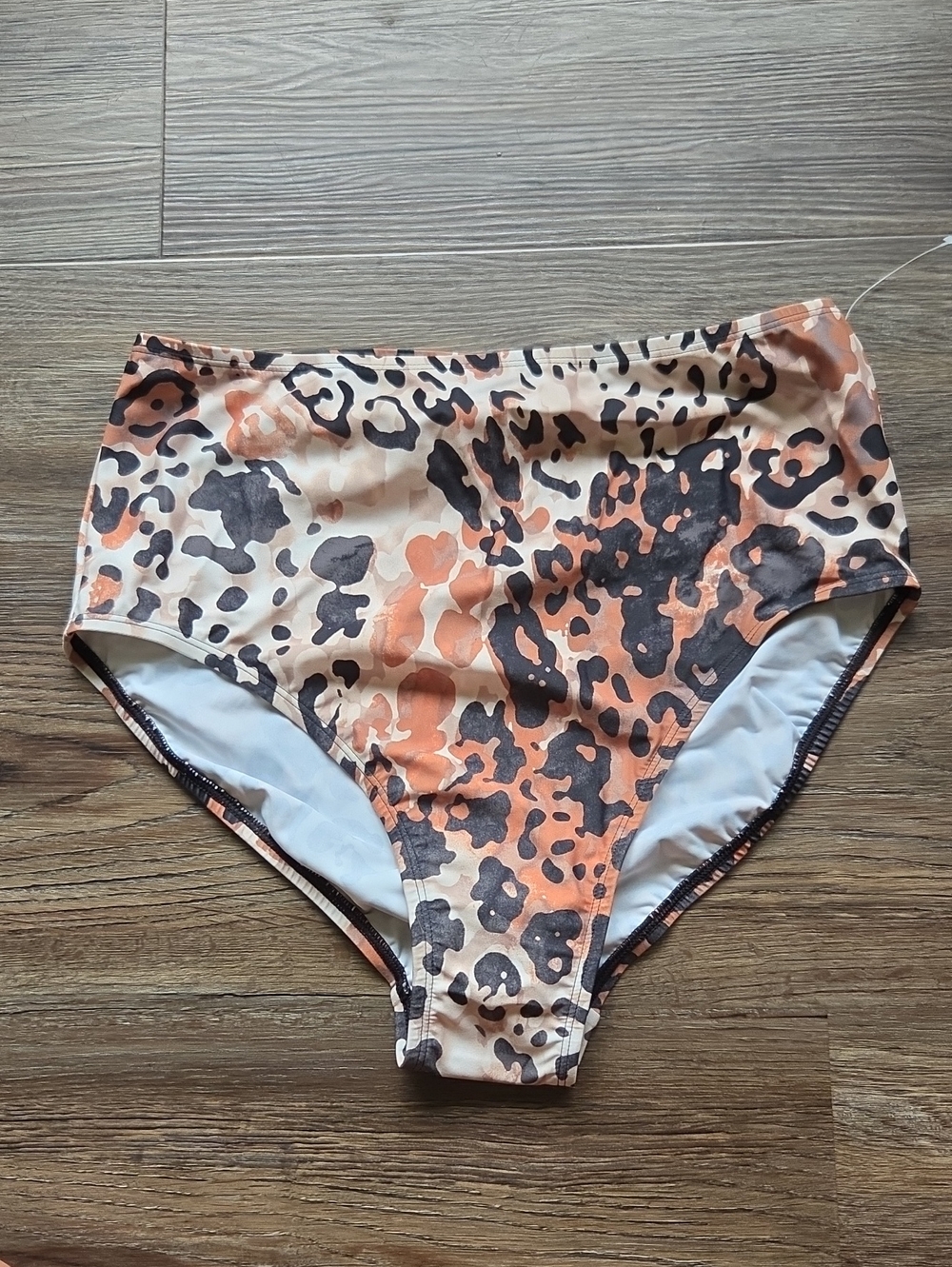 Nwt Beyond High-Waist Leopard Print Swim Bottoms in Tan & Black Size 12